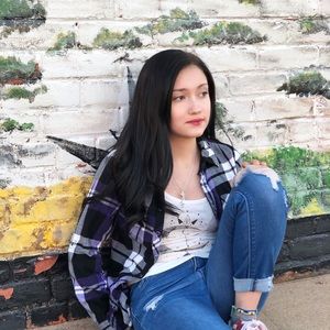 Meet your Posher, Jessica